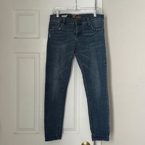 Kut from The Kloth Katy Boyfriend jeans Medium wash Distressing Size 4 Women